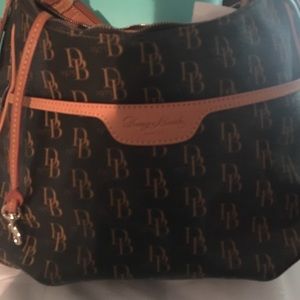 Dooney & Bourke purse
